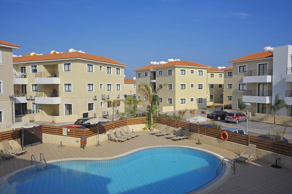 Kyklades Resort & Spa Паралімні Екстер'єр фото