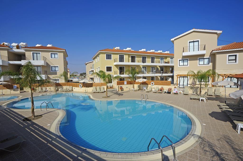 Kyklades Resort & Spa Паралімні Екстер'єр фото